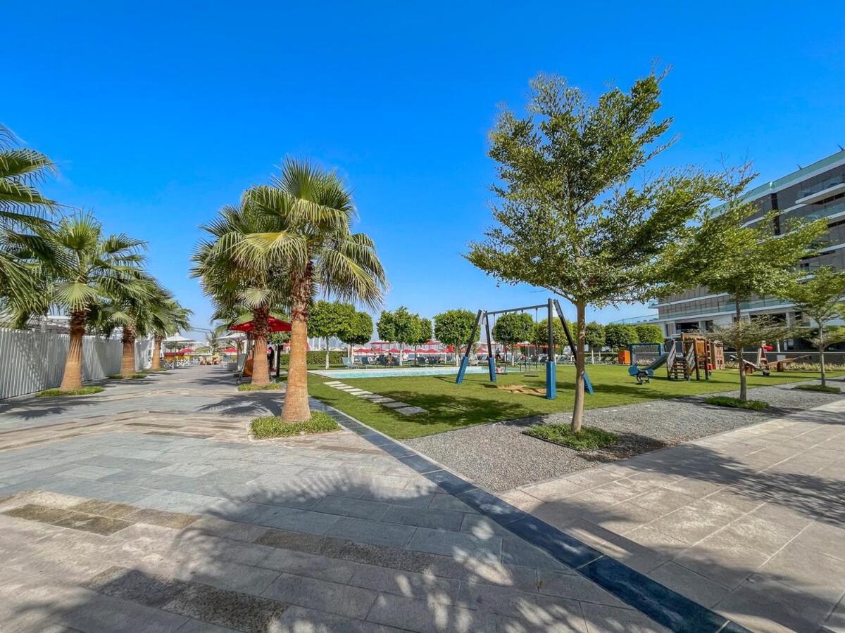 Relaxing 3br In Palm Jumeirah With Views *