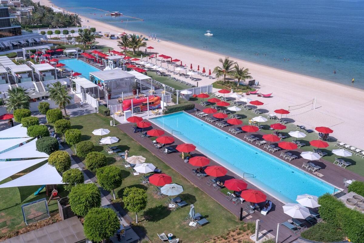 Relaxing 3br In Palm Jumeirah With Views Apartment *