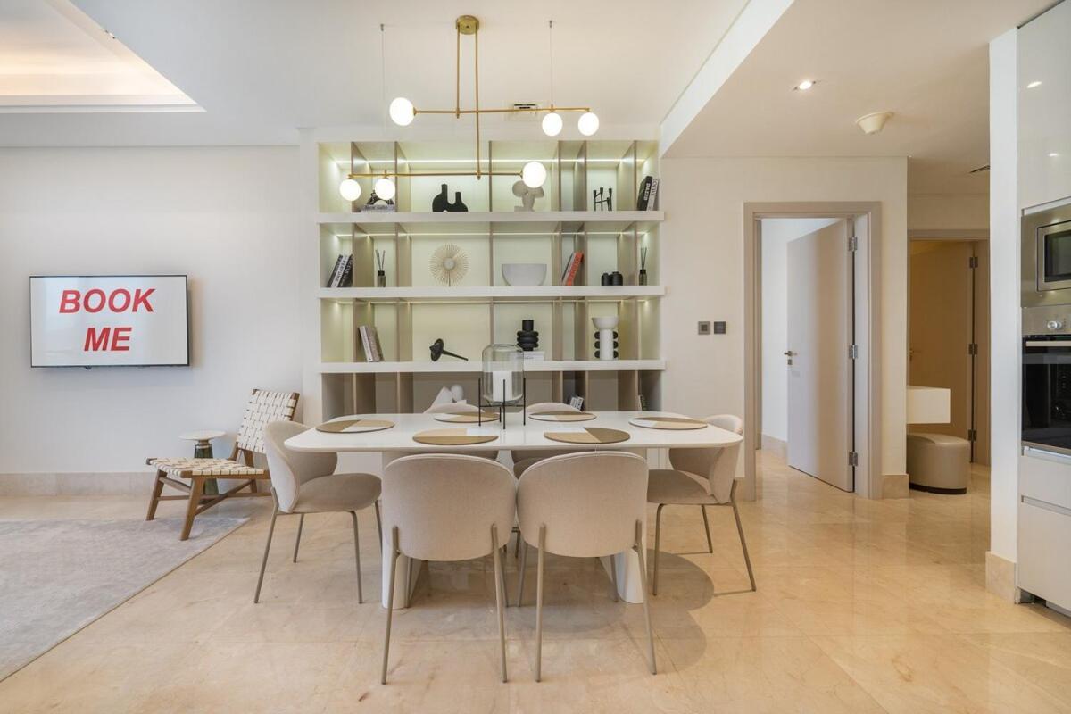 Relaxing 3br In Palm Jumeirah With Views Apartment