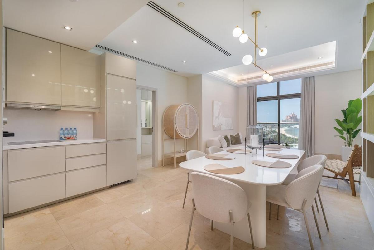 Relaxing 3br In Palm Jumeirah With Views * Dubai